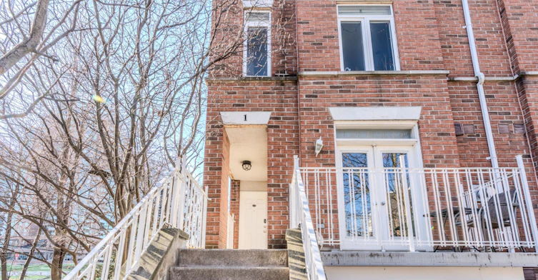 102-1 Sudbury Street, Toronto, ON, M6J 3W6 - 2