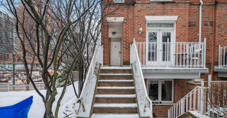 102-1 Sudbury Street, Toronto, ON, M6J 3W6 - 3