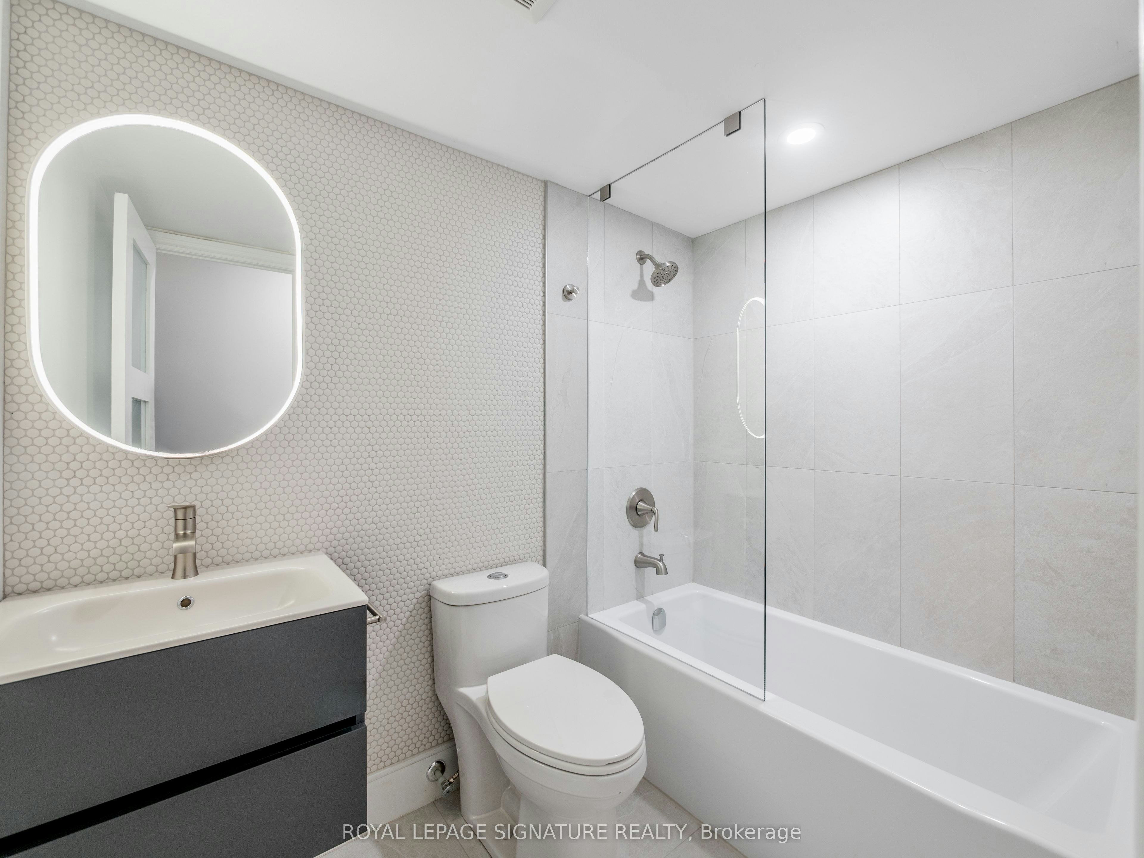 102-1 Sudbury Street, Toronto, ON, M6J 3W6 - 23