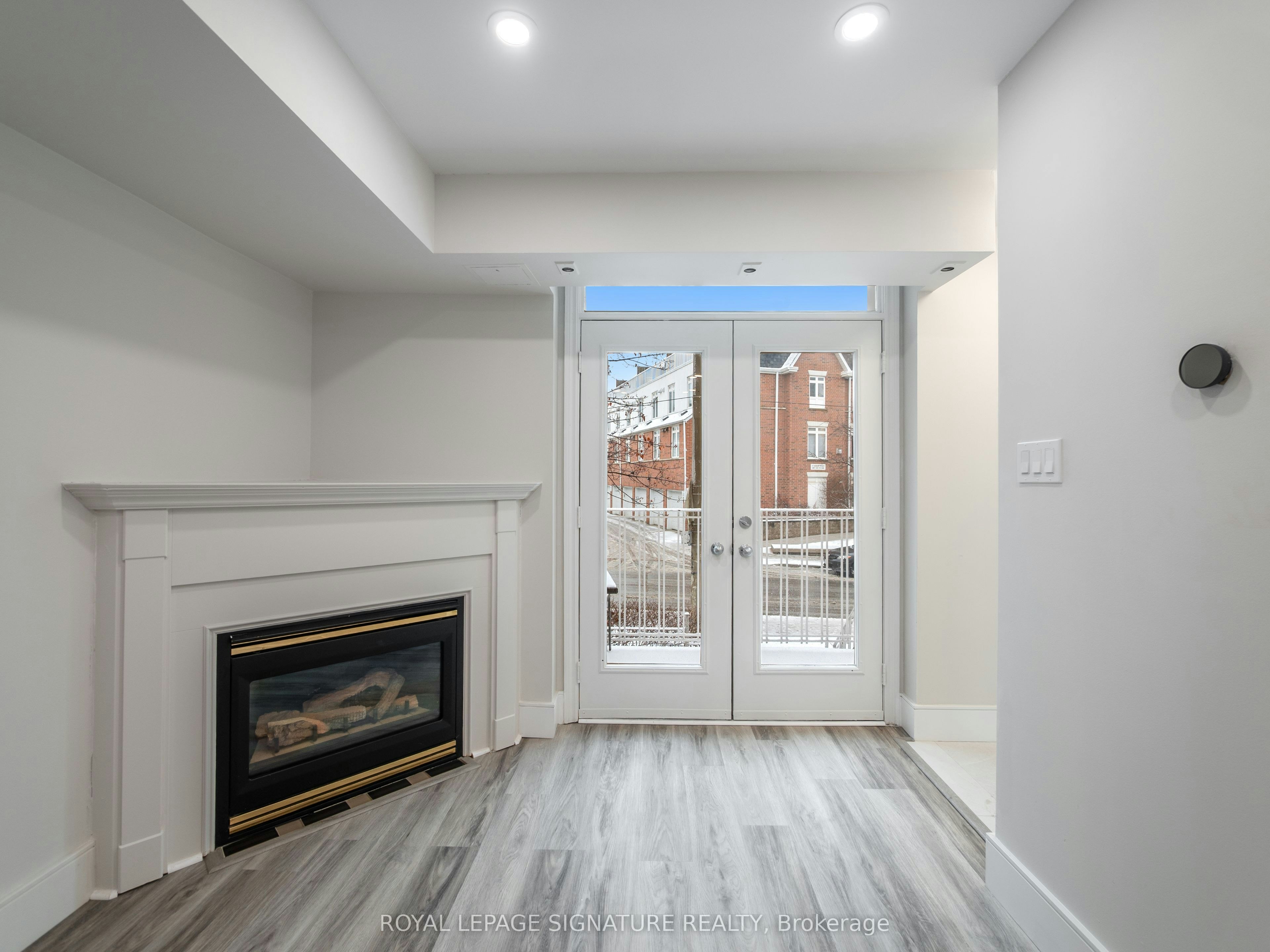 102-1 Sudbury Street, Toronto, ON, M6J 3W6 - 8