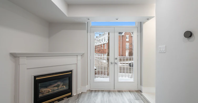 102-1 Sudbury Street, Toronto, ON, M6J 3W6 - 8