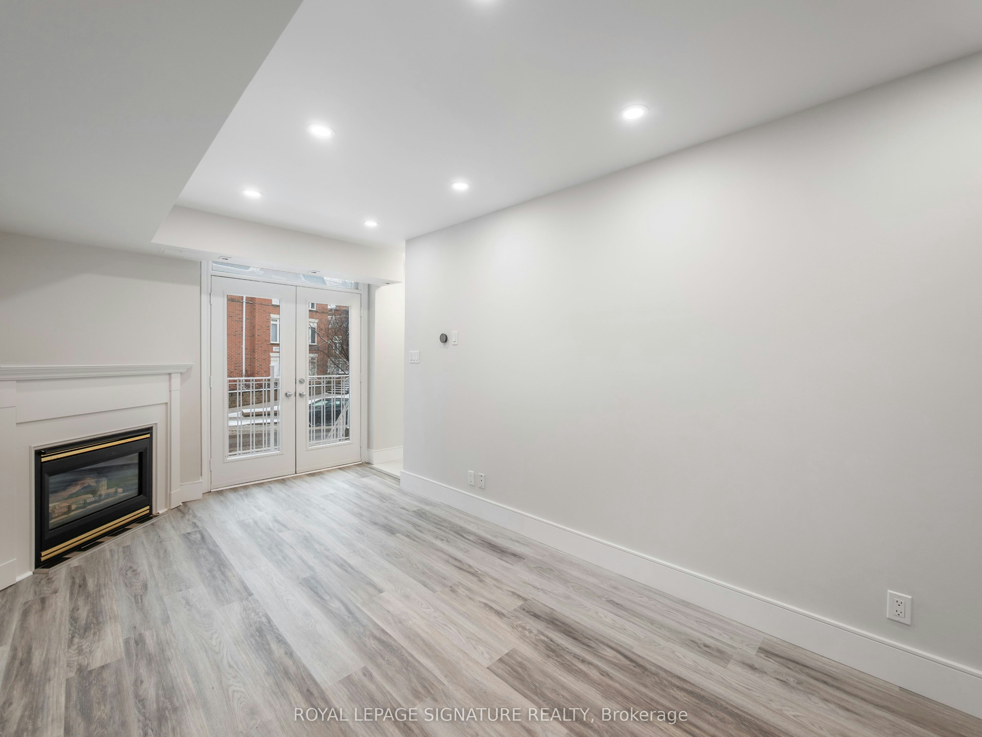 102-1 Sudbury Street, Toronto, ON, M6J 3W6 - 9