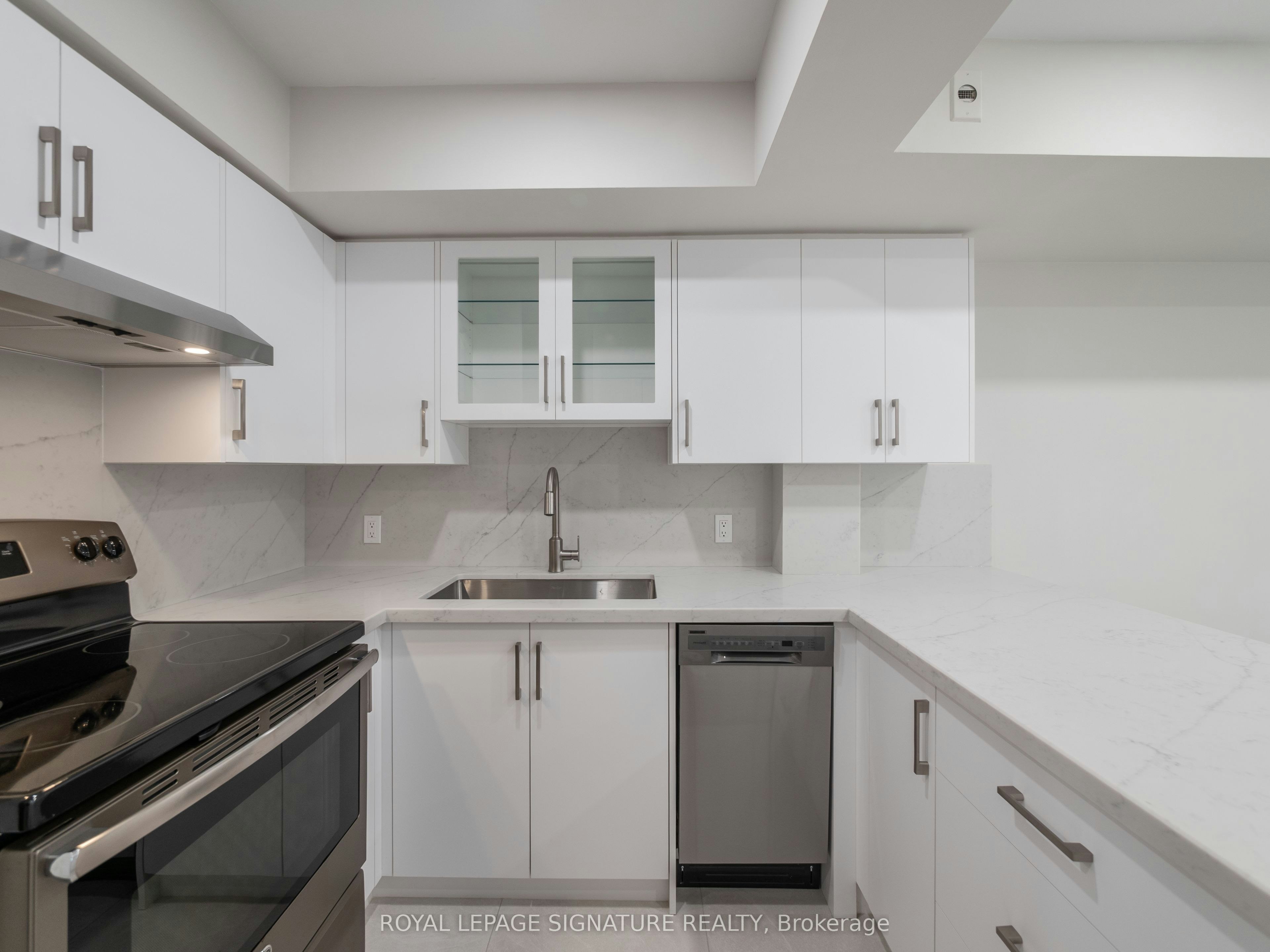 102-1 Sudbury Street, Toronto, ON, M6J 3W6 - 13