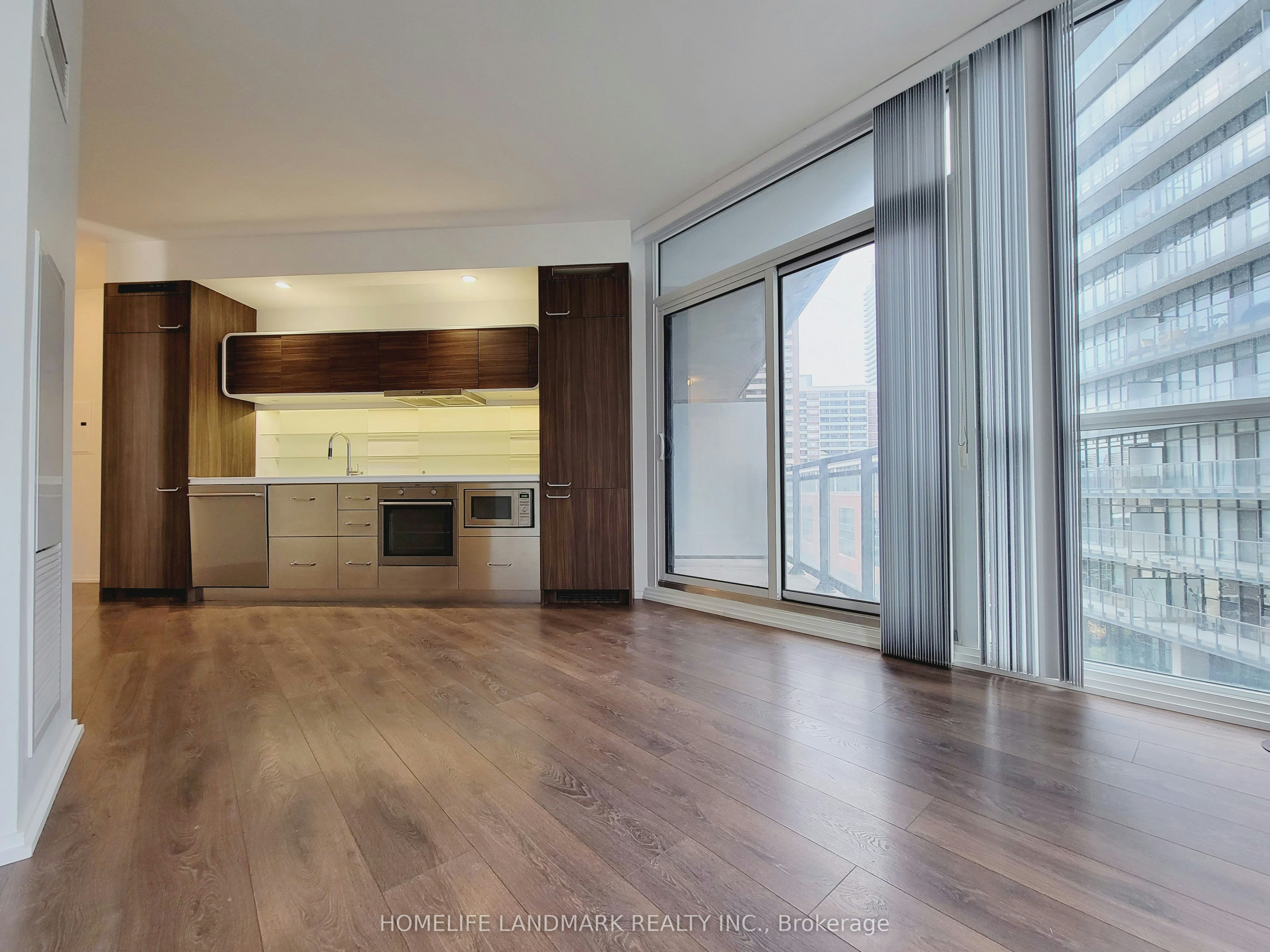 906-45 Charles Street E, Toronto, ON, M4Y 1S2 - 3