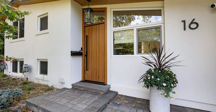 16 Legato Court, Toronto, ON, M3B 1L7 - 2