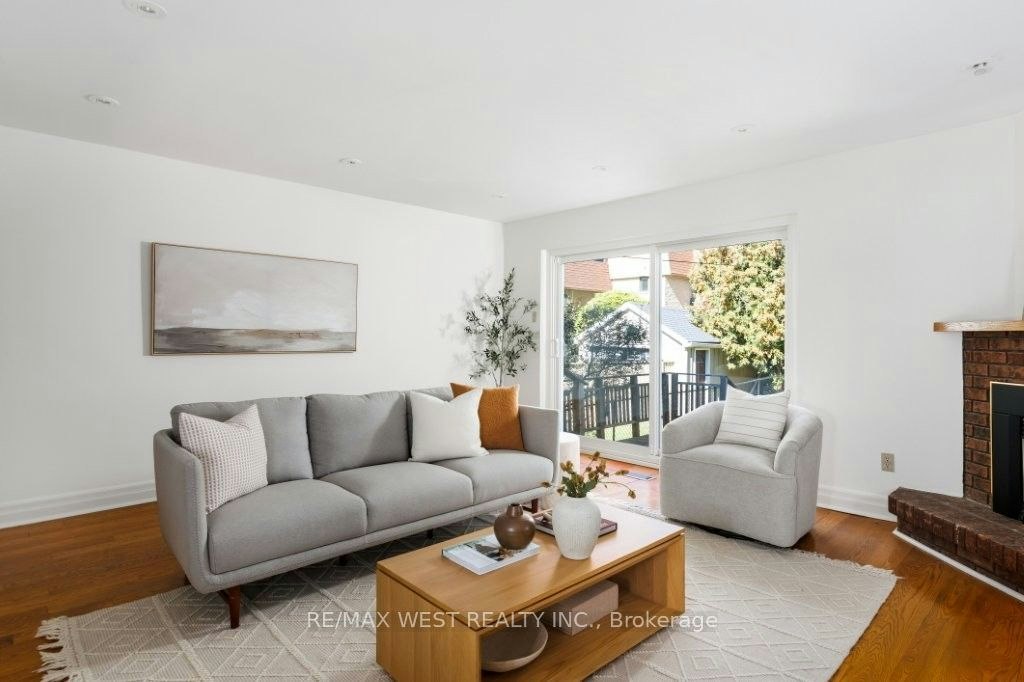 256 Erskine Avenue - 5