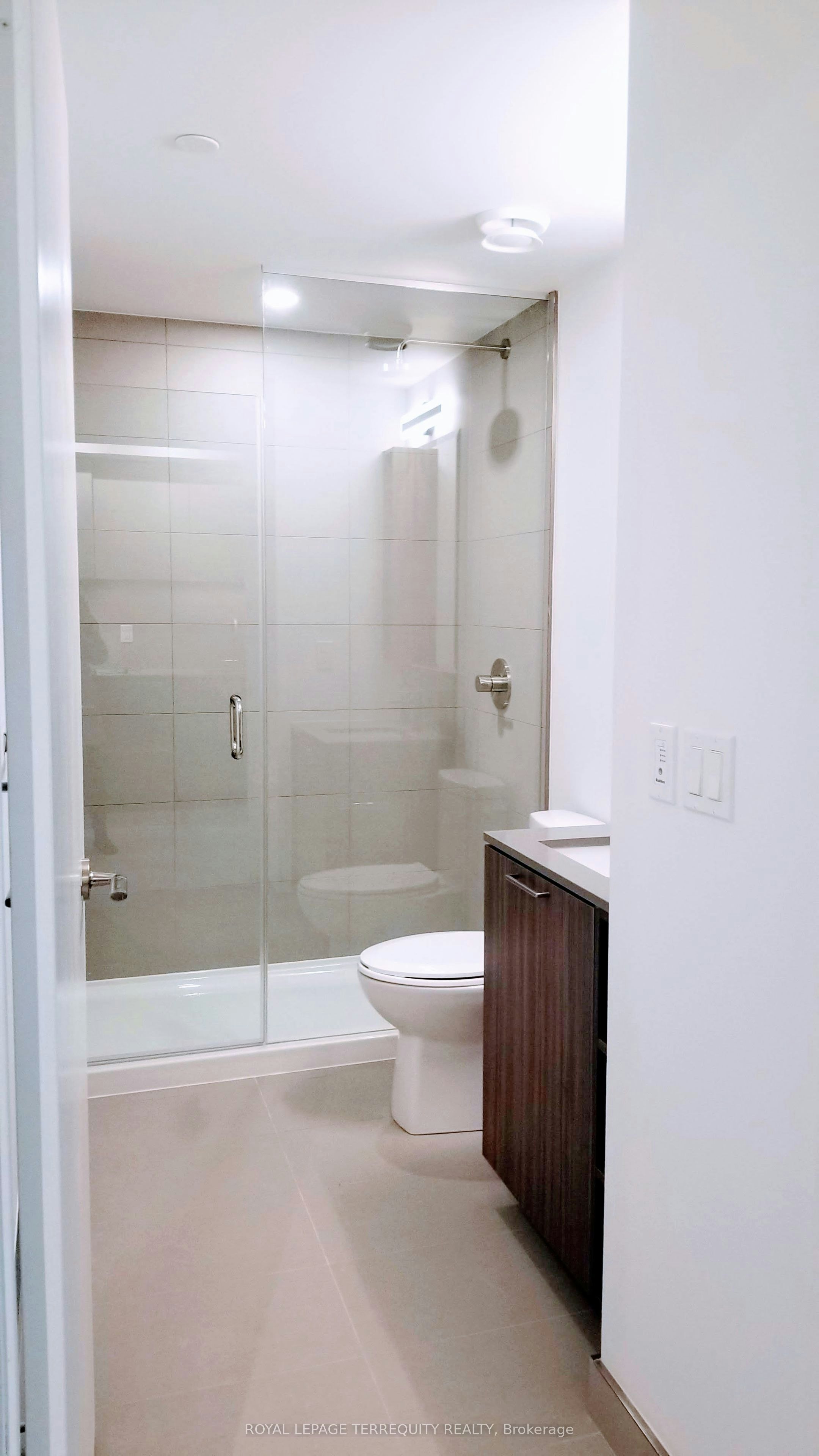3503-19 Western Battery Road, Toronto, ON, M6K 0E3 - 3