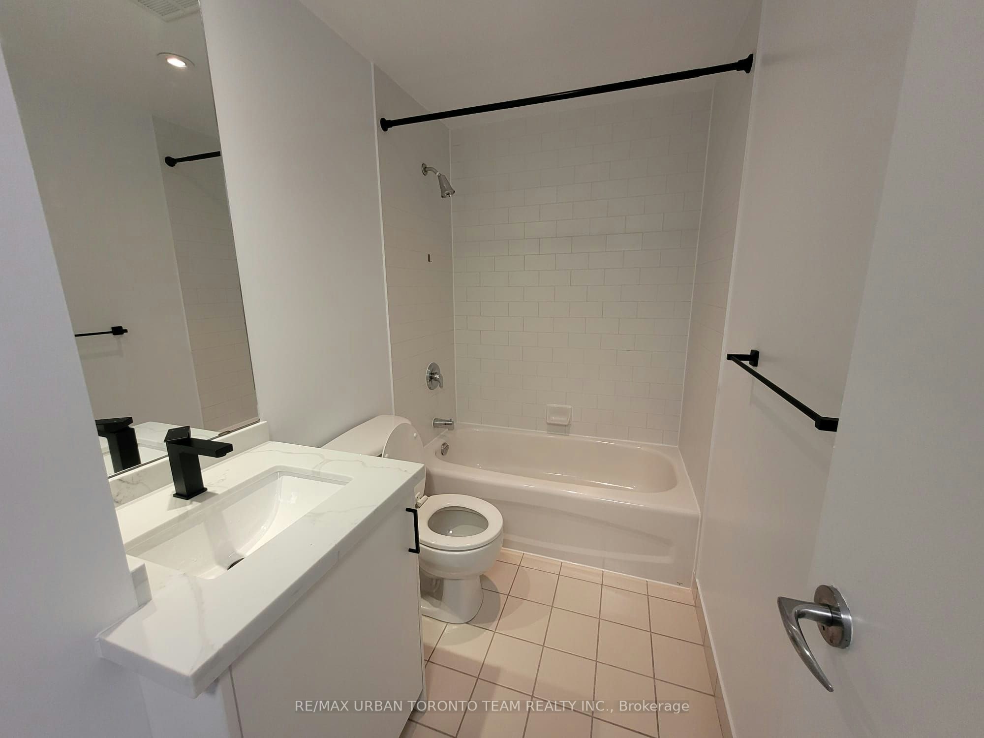1703-285 Mutual Street, Toronto, ON, M4Y 3C5 - 15