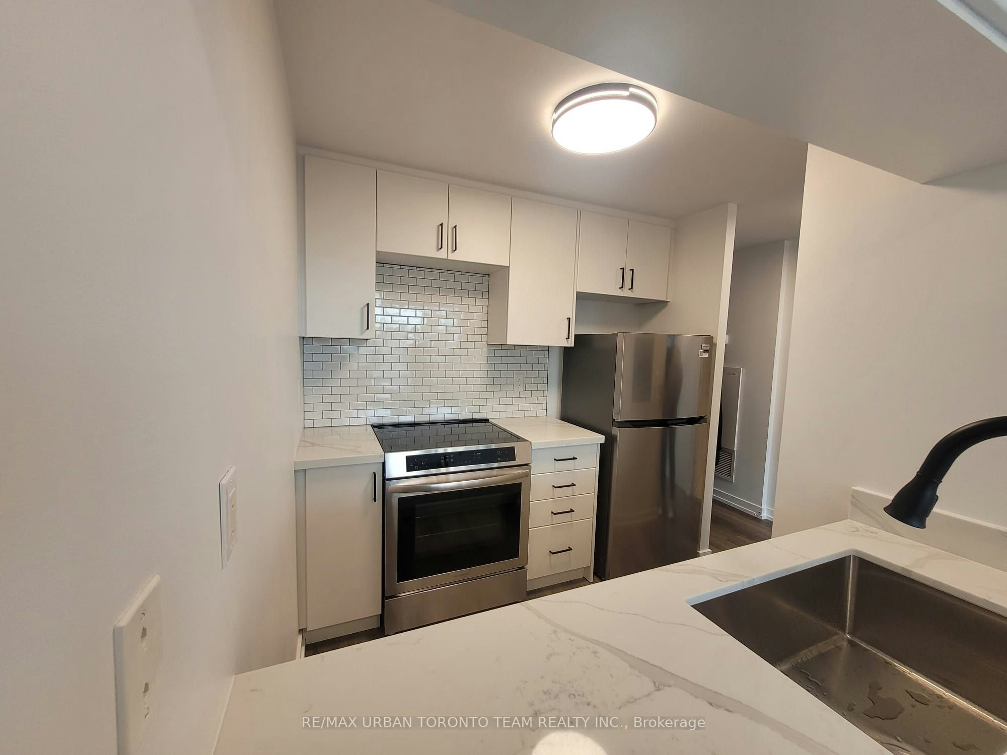 1703-285 Mutual Street, Toronto, ON, M4Y 3C5 - 8