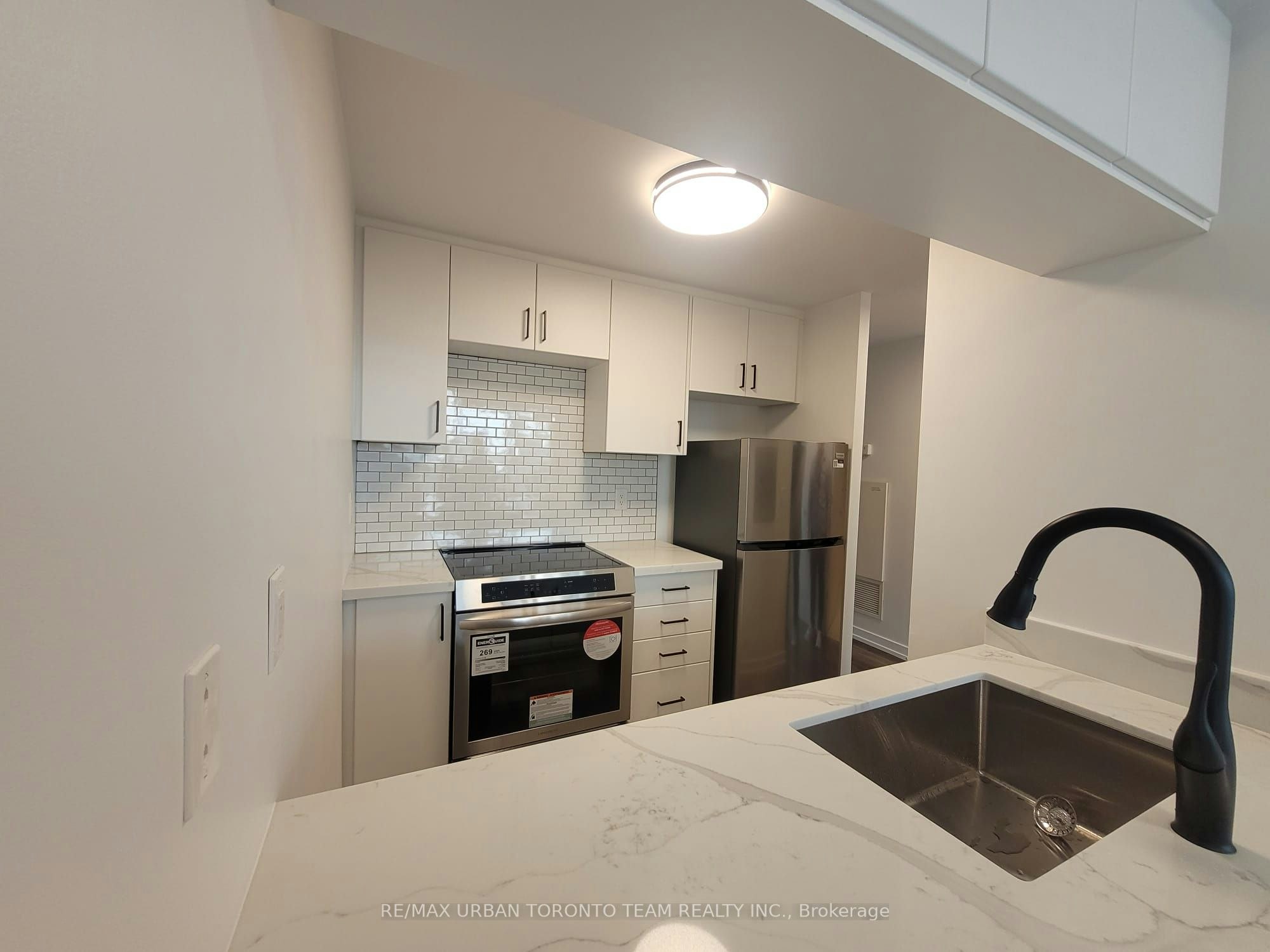 1703-285 Mutual Street, Toronto, ON, M4Y 3C5 - 7