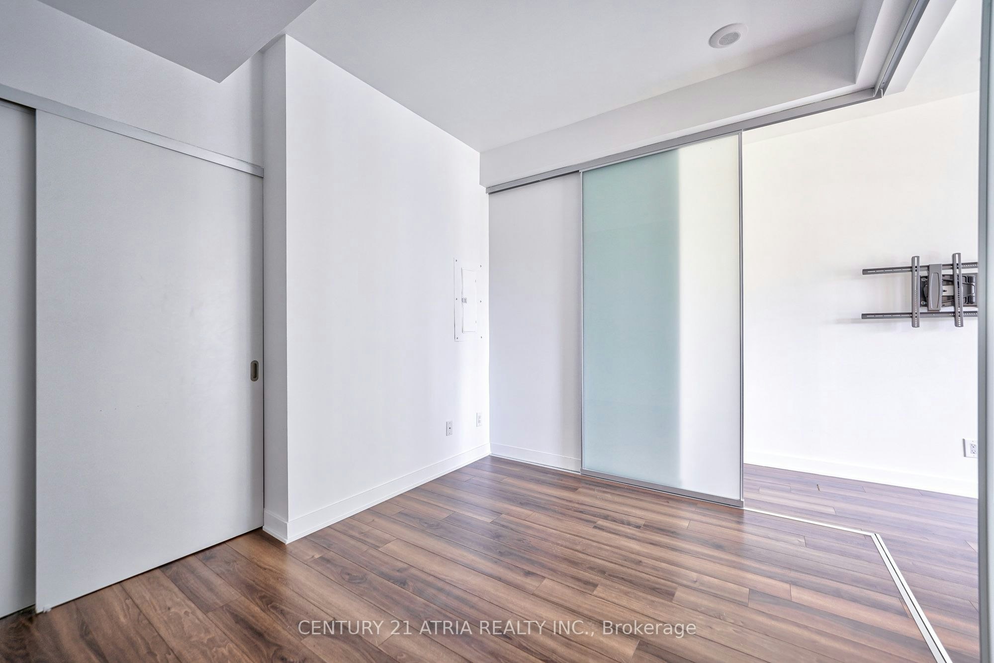 1003-210 Simcoe Street, Toronto, ON, M5T 0A9 - 23