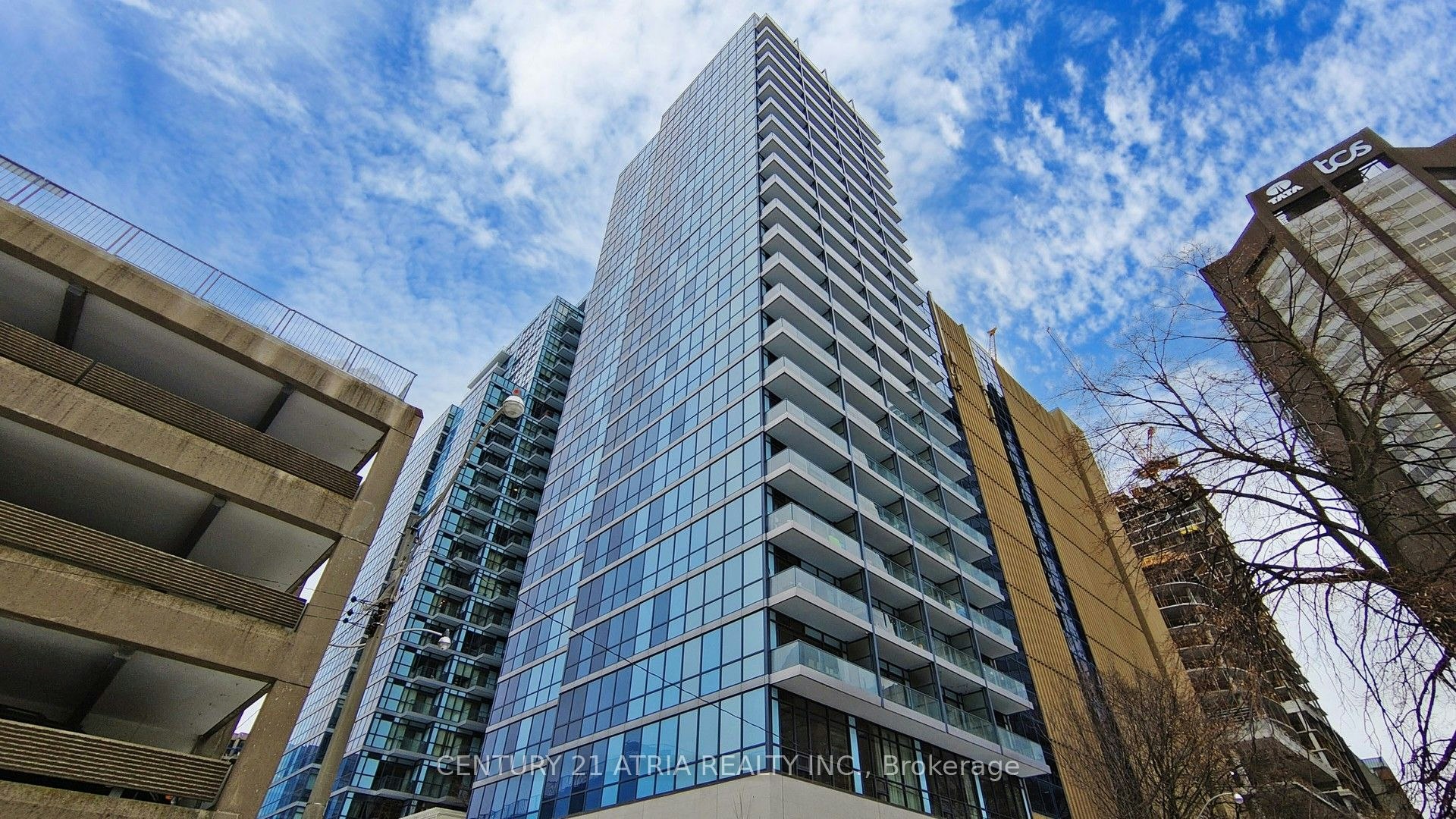 1003-210 Simcoe Street, Toronto, ON, M5T 0A9
