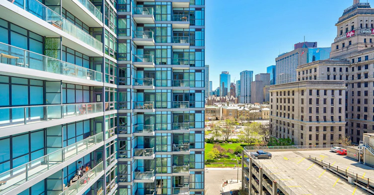 1003-210 Simcoe Street, Toronto, ON, M5T 0A9 - 31