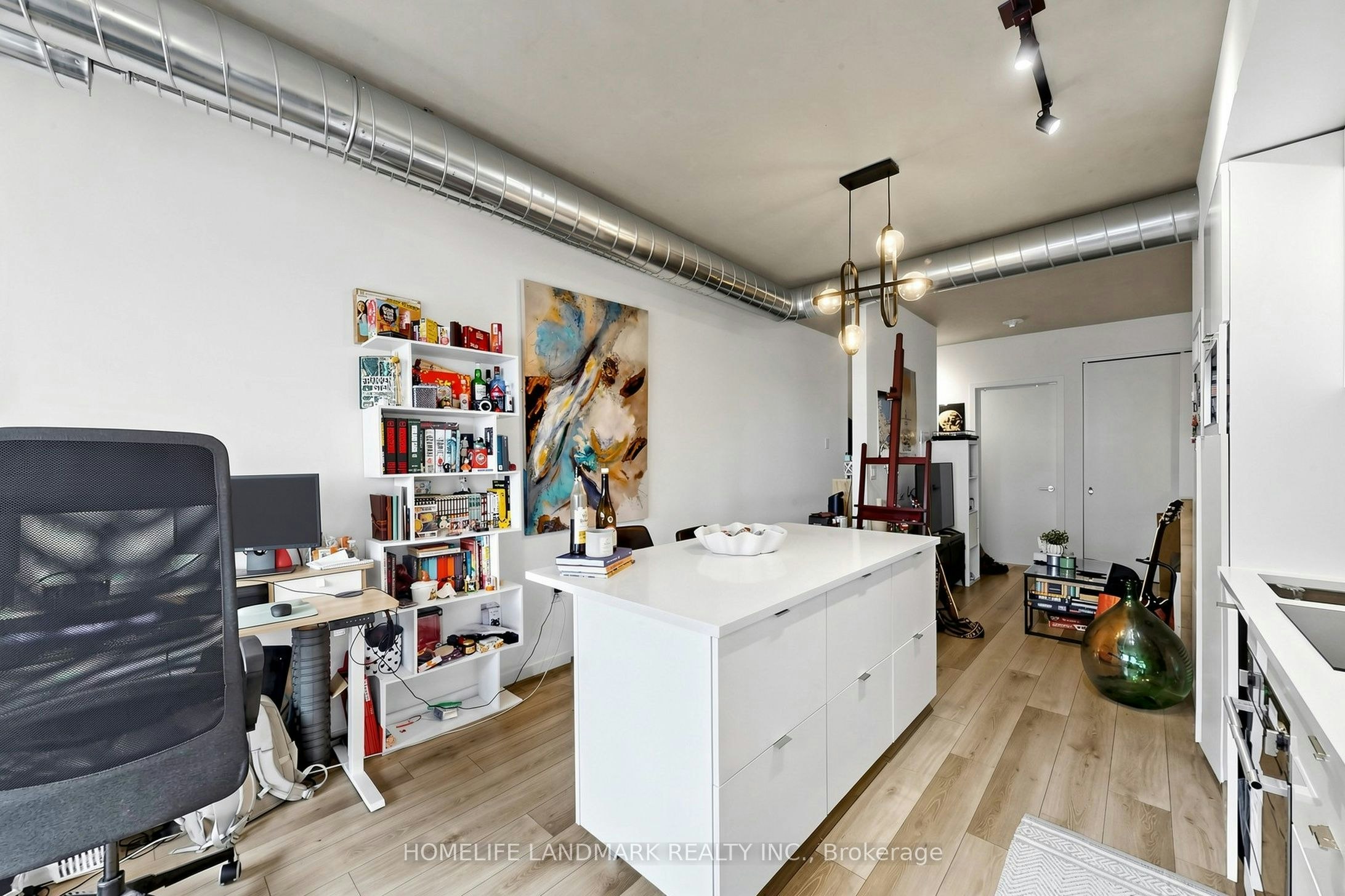 801-21 Lawren Harris Square, Toronto, ON, M5A 0T4 - 15
