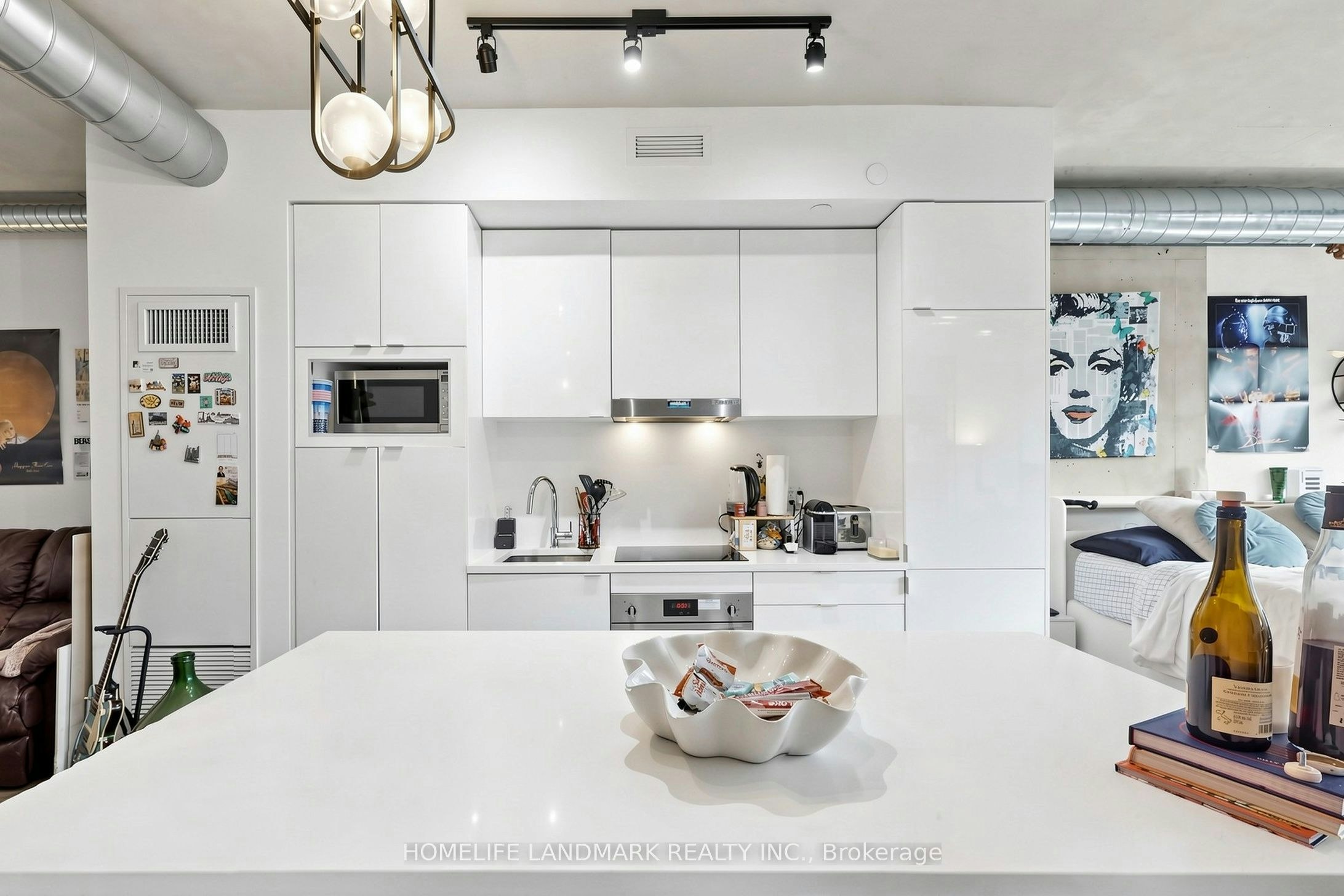 801-21 Lawren Harris Square, Toronto, ON, M5A 0T4 - 11