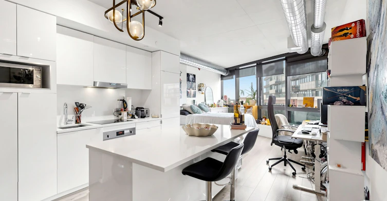 801-21 Lawren Harris Square, Toronto, ON, M5A 0T4 - 9