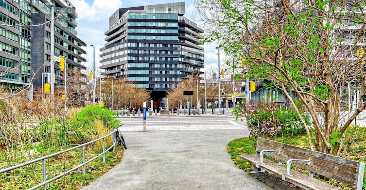 801-21 Lawren Harris Square, Toronto, ON, M5A 0T4 - 4