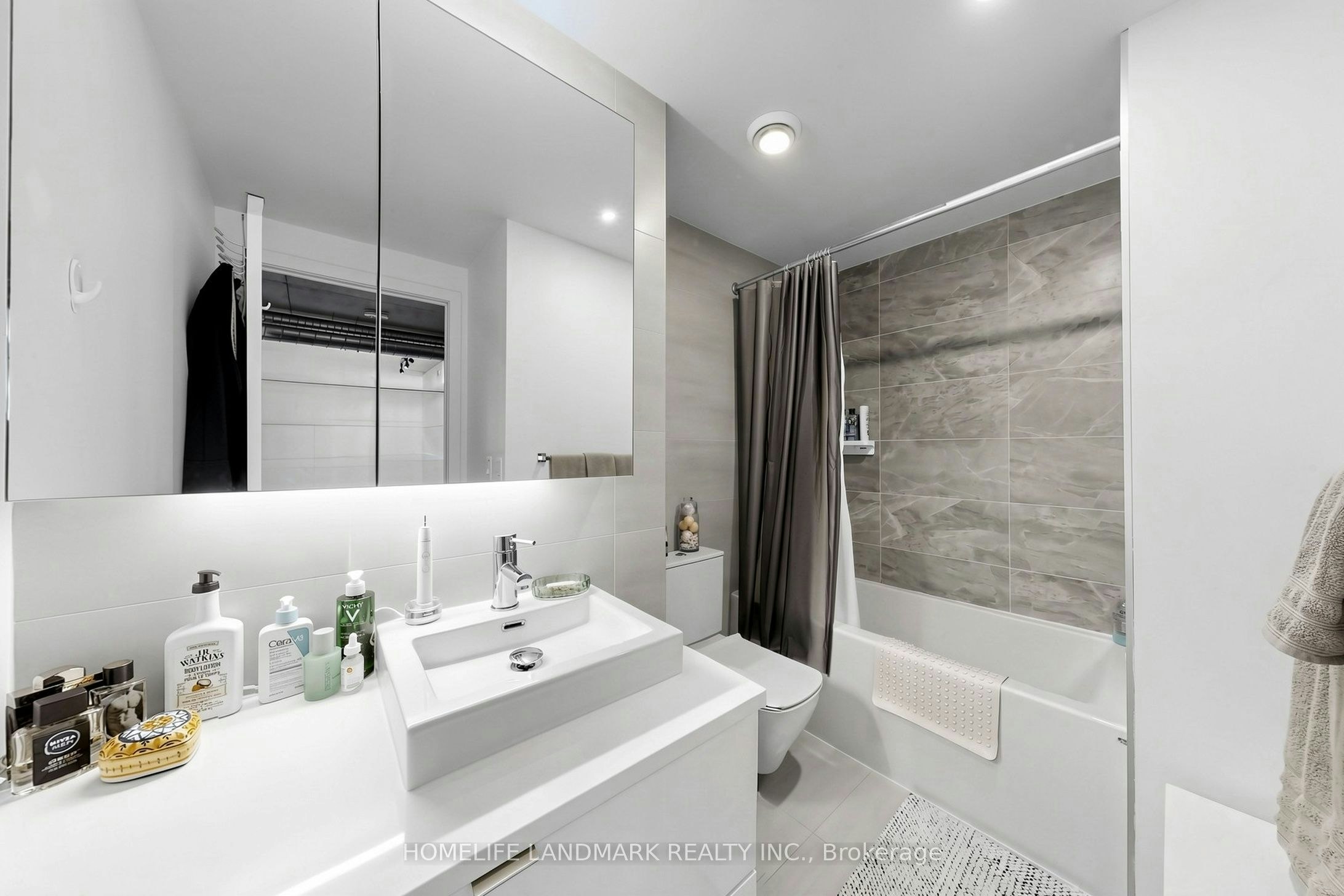 801-21 Lawren Harris Square, Toronto, ON, M5A 0T4 - 19