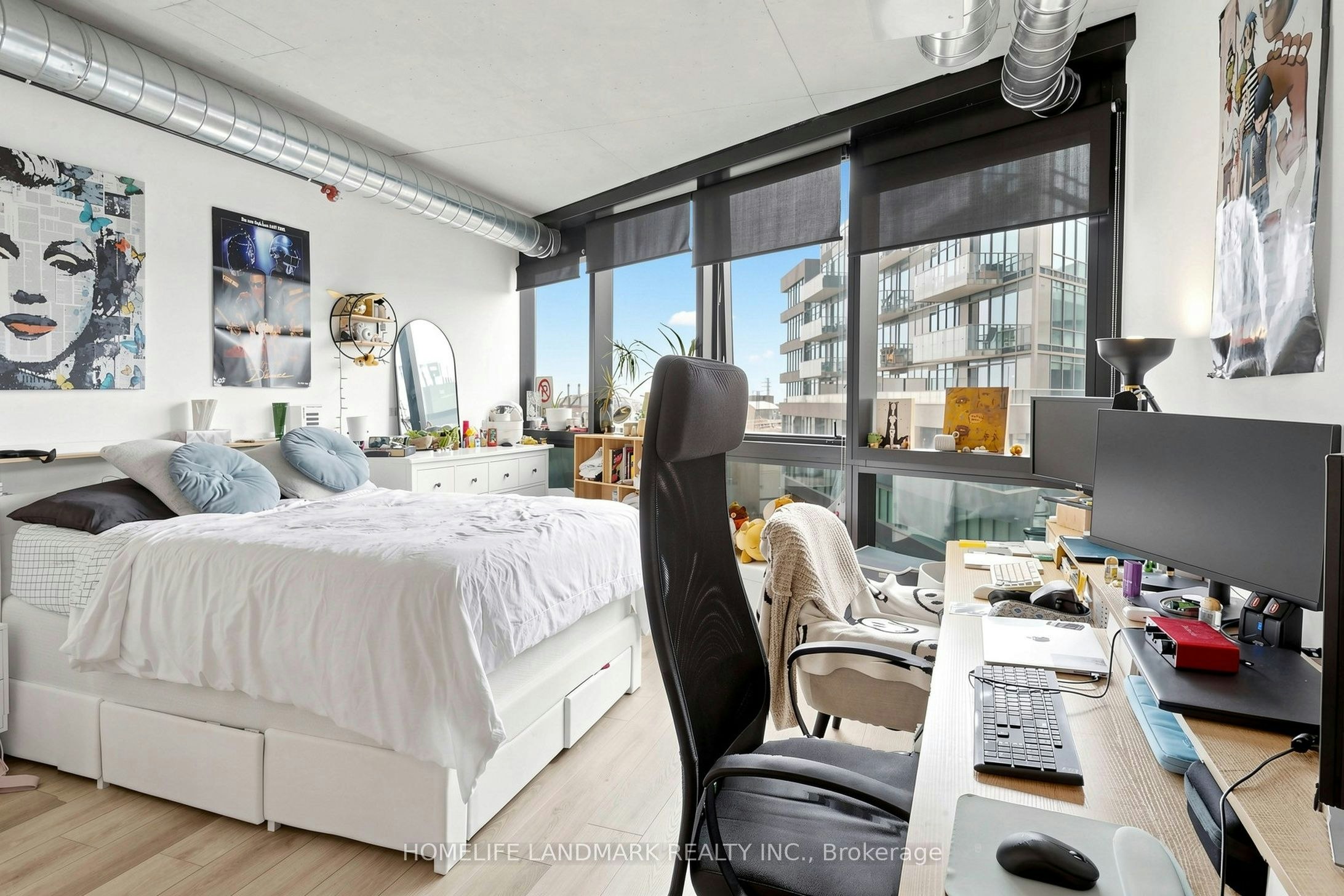 801-21 Lawren Harris Square, Toronto, ON, M5A 0T4 - 16