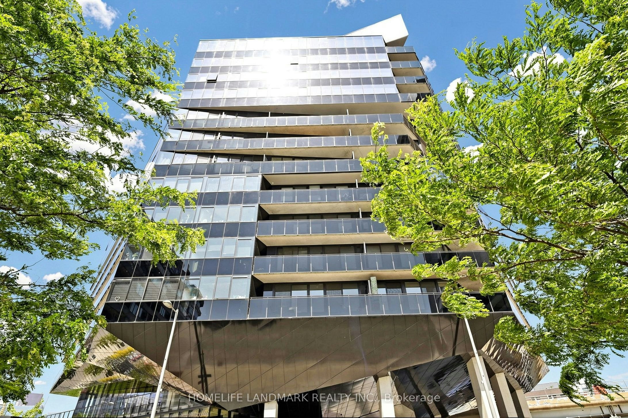 801-21 Lawren Harris Square, Toronto, ON, M5A 0T4 - 2