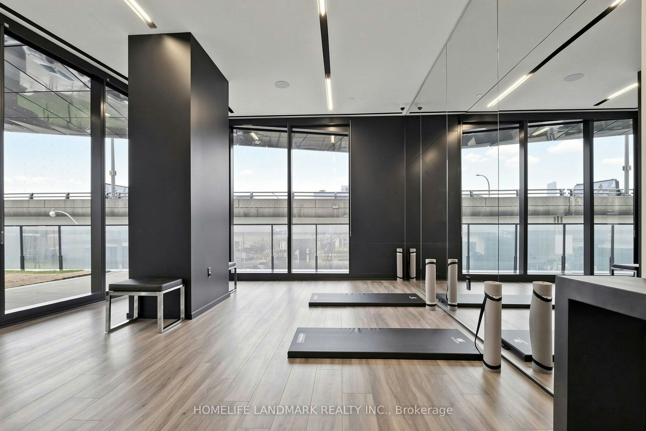 801-21 Lawren Harris Square, Toronto, ON, M5A 0T4 - 31