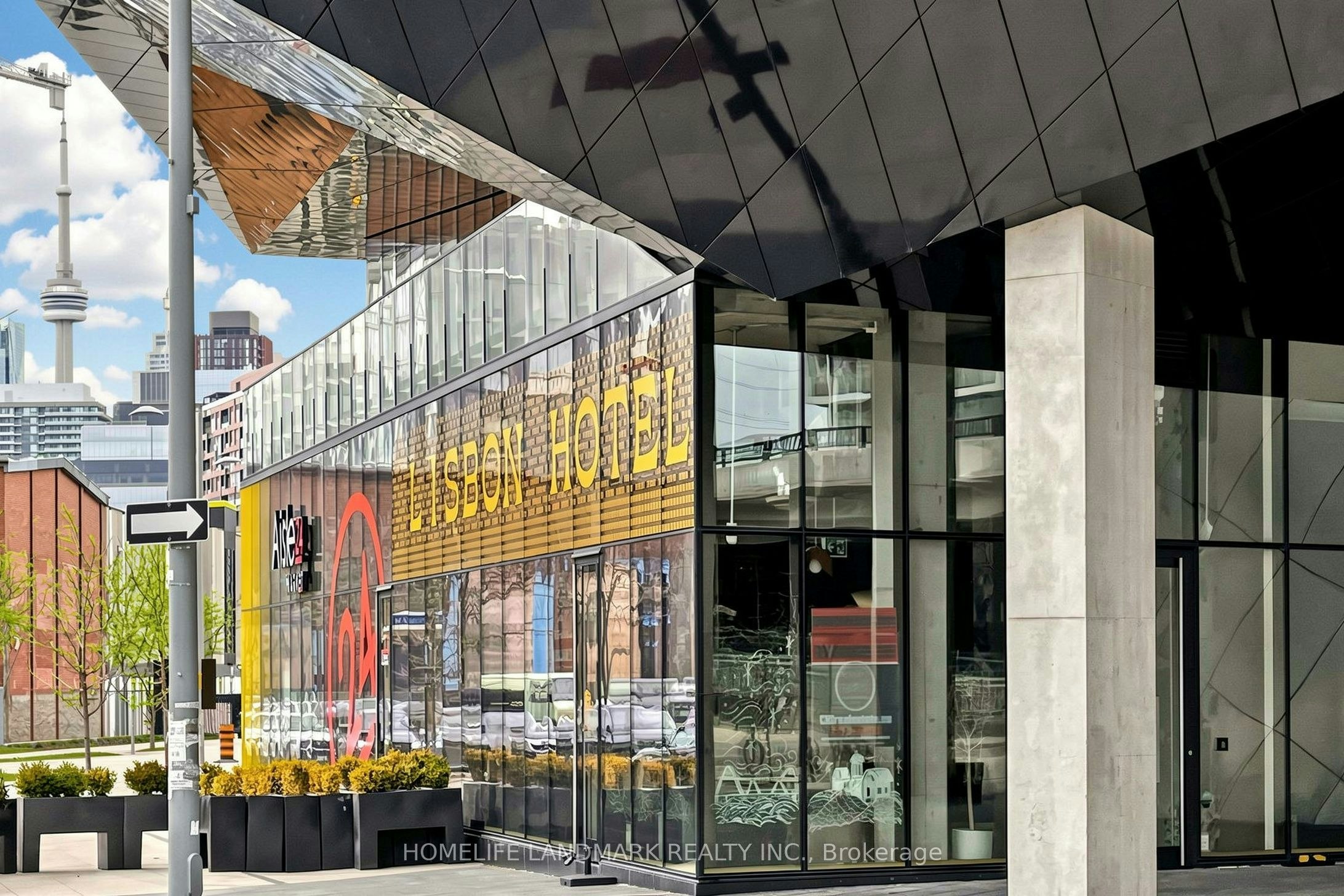 801-21 Lawren Harris Square, Toronto, ON, M5A 0T4 - 43