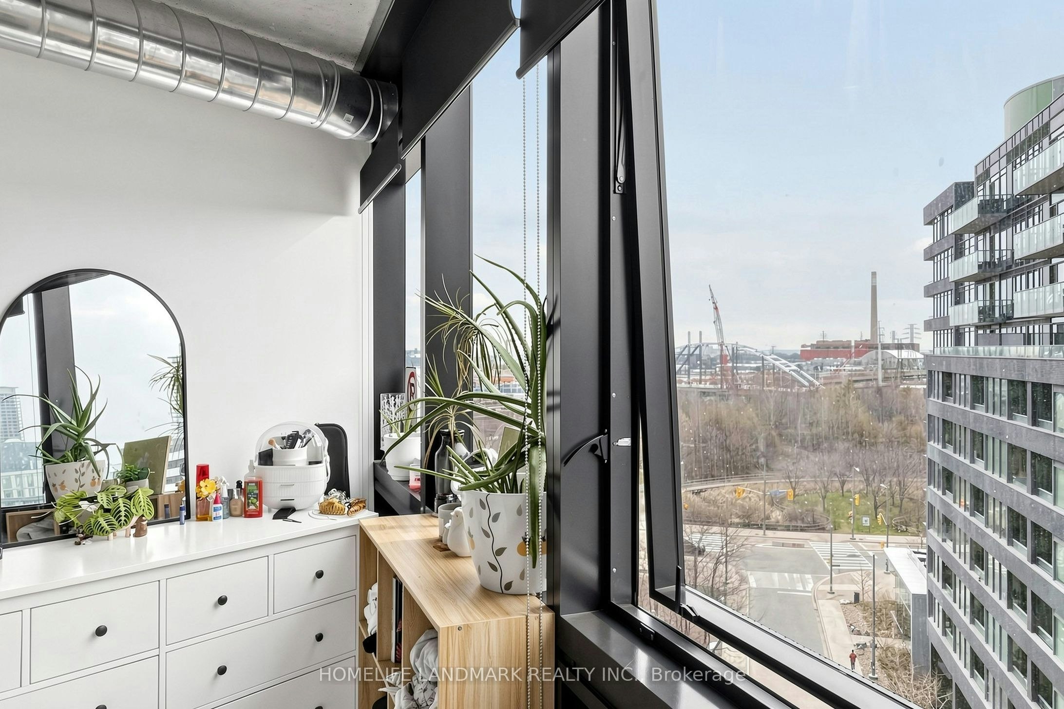 801-21 Lawren Harris Square, Toronto, ON, M5A 0T4 - 18