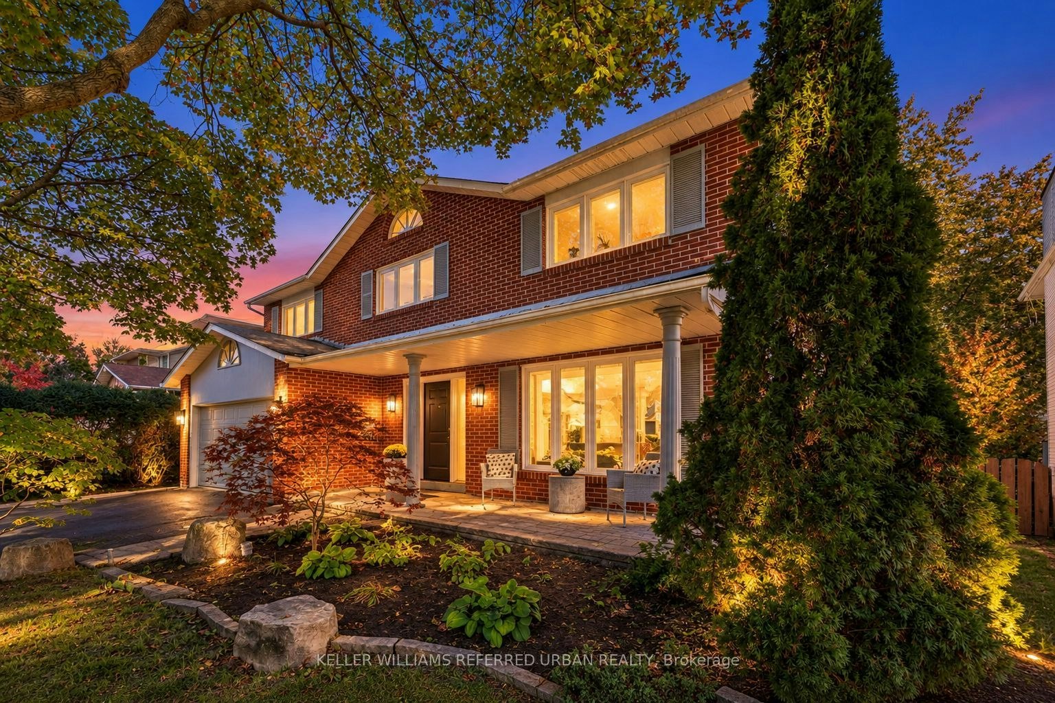 124 Abbeywood Trail, Toronto, ON, M3B 3B5