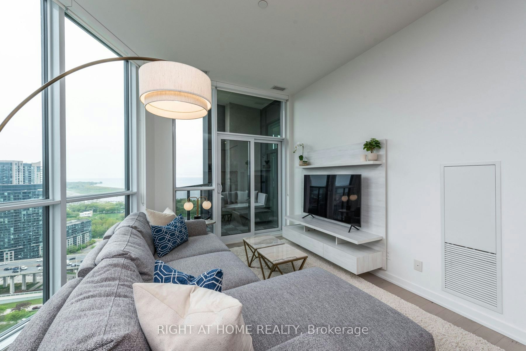 PH2907-30 Ordnance Street, Toronto, ON, M6K 0C8 - 14