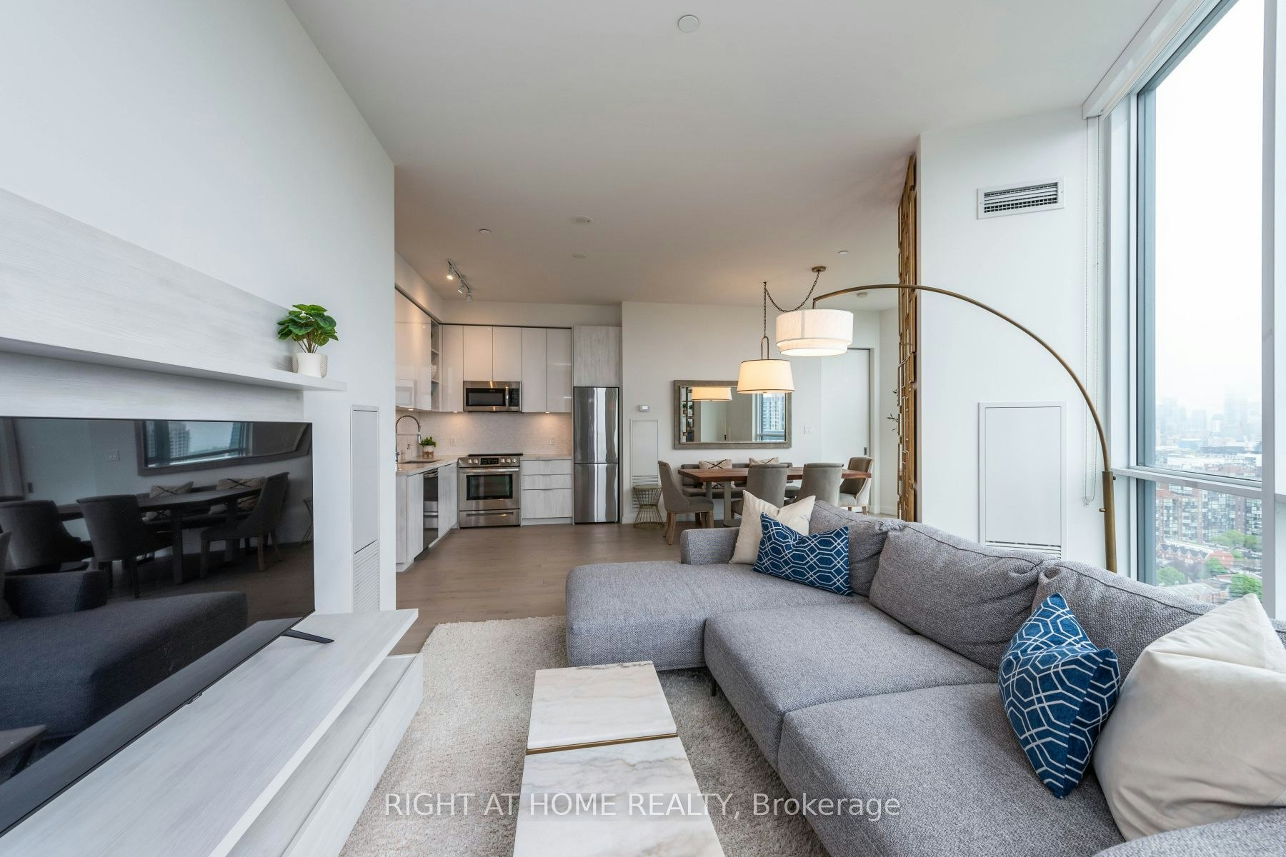 PH2907-30 Ordnance Street, Toronto, ON, M6K 0C8 - 16