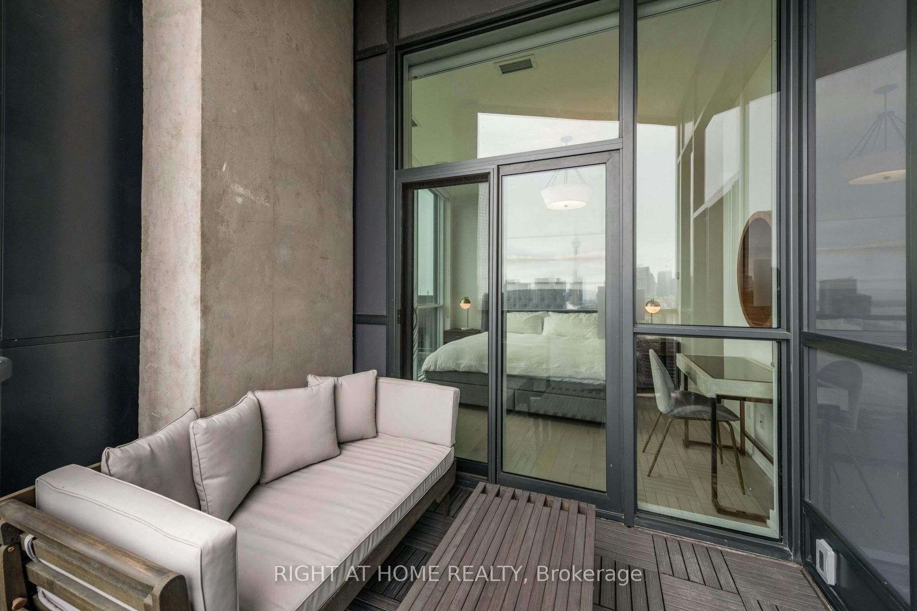 PH2907-30 Ordnance Street, Toronto, ON, M6K 0C8 - 34