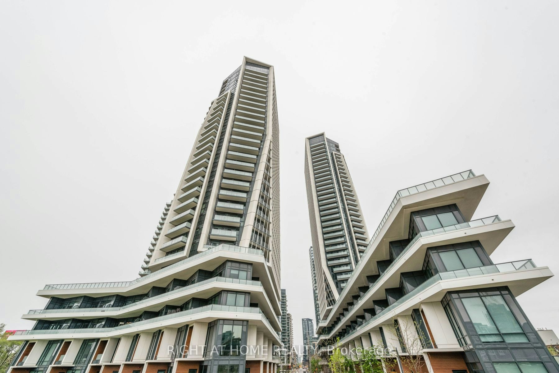 PH2907-30 Ordnance Street, Toronto, ON, M6K 0C8