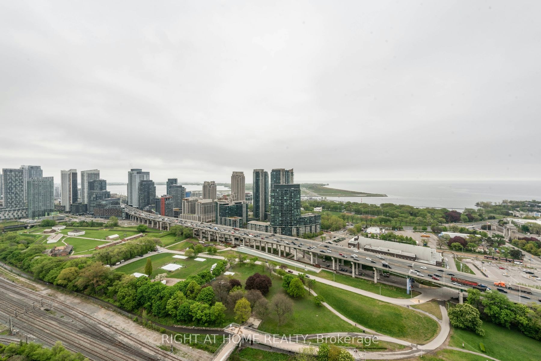 PH2907-30 Ordnance Street, Toronto, ON, M6K 0C8 - 32
