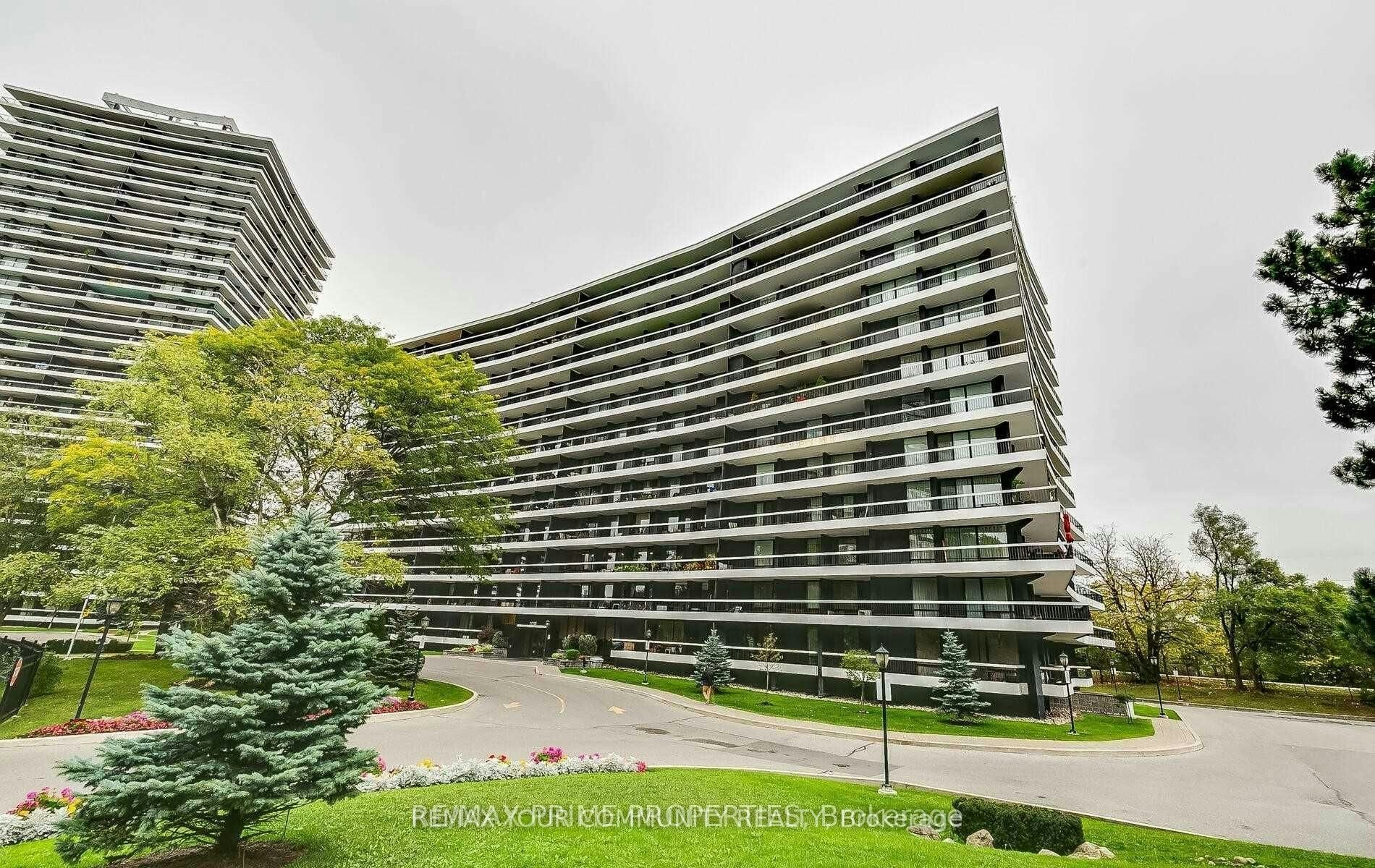 702-115 Antibes Drive, Toronto, ON, M2R 2Y9