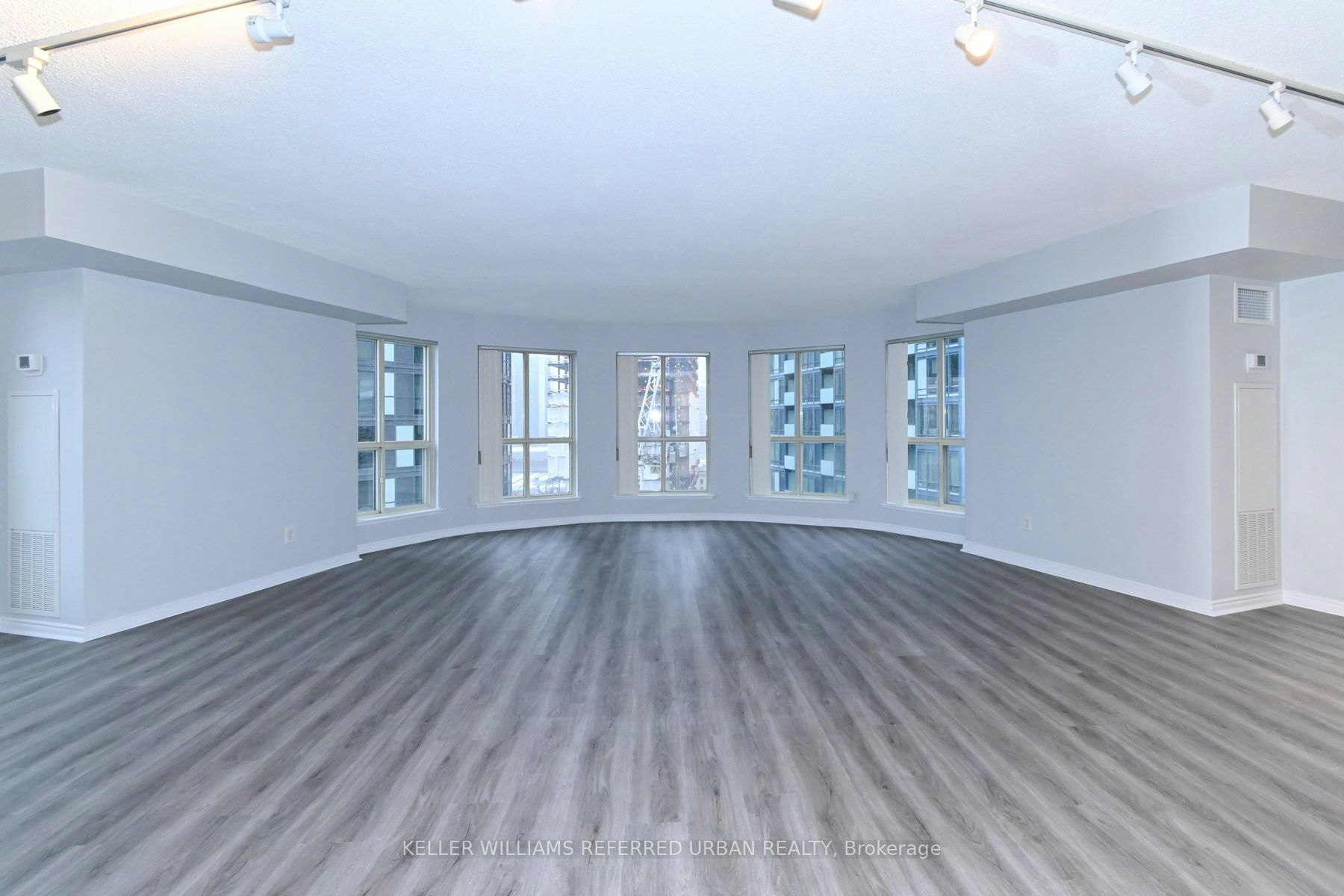 1604-25 The Esplanade N/A, Toronto, ON, M5E 1W5 - 17