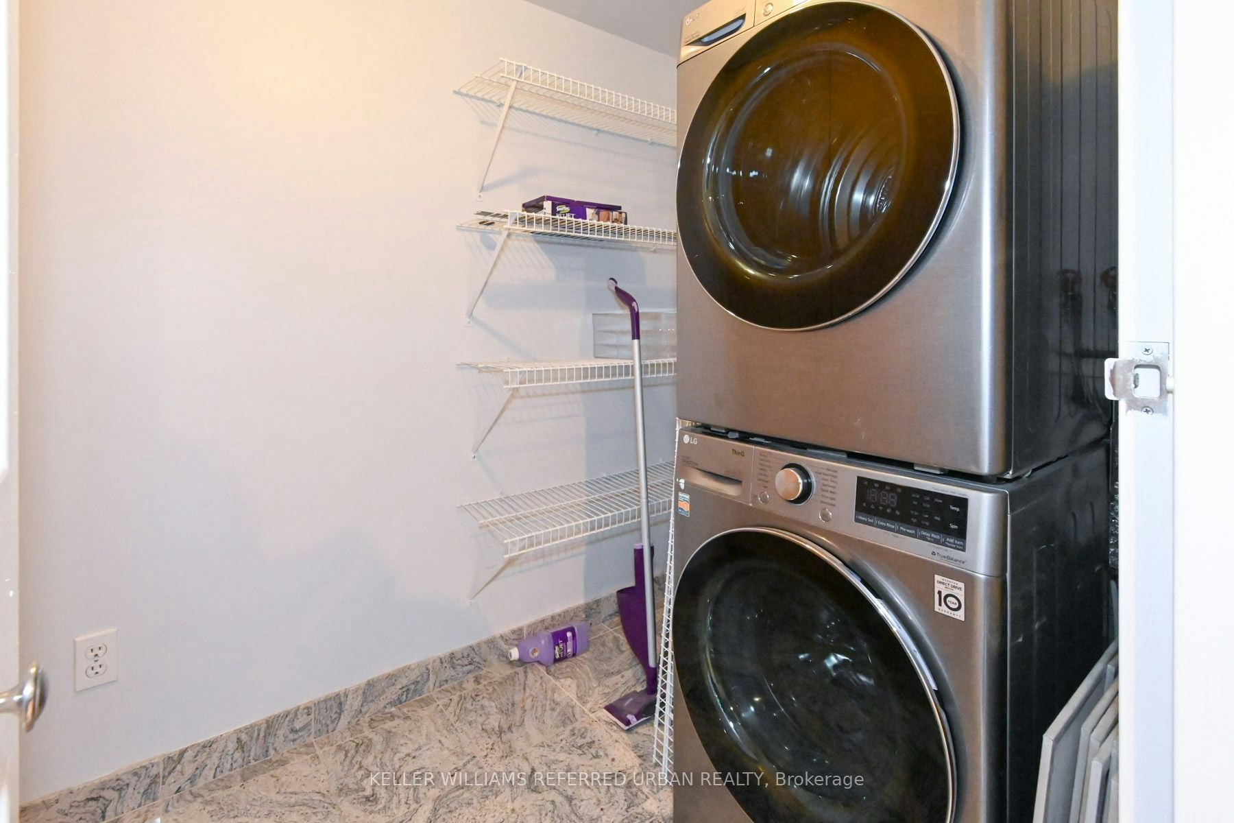 1604-25 The Esplanade N/A, Toronto, ON, M5E 1W5 - 15