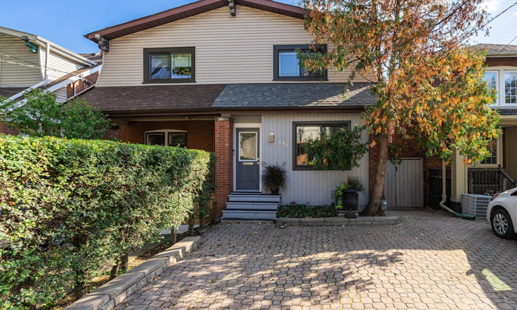 143 Castlefield Avenue