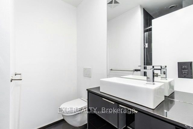 4515-70 Temperance Street, Toronto, ON, M5H 4E8 - 32