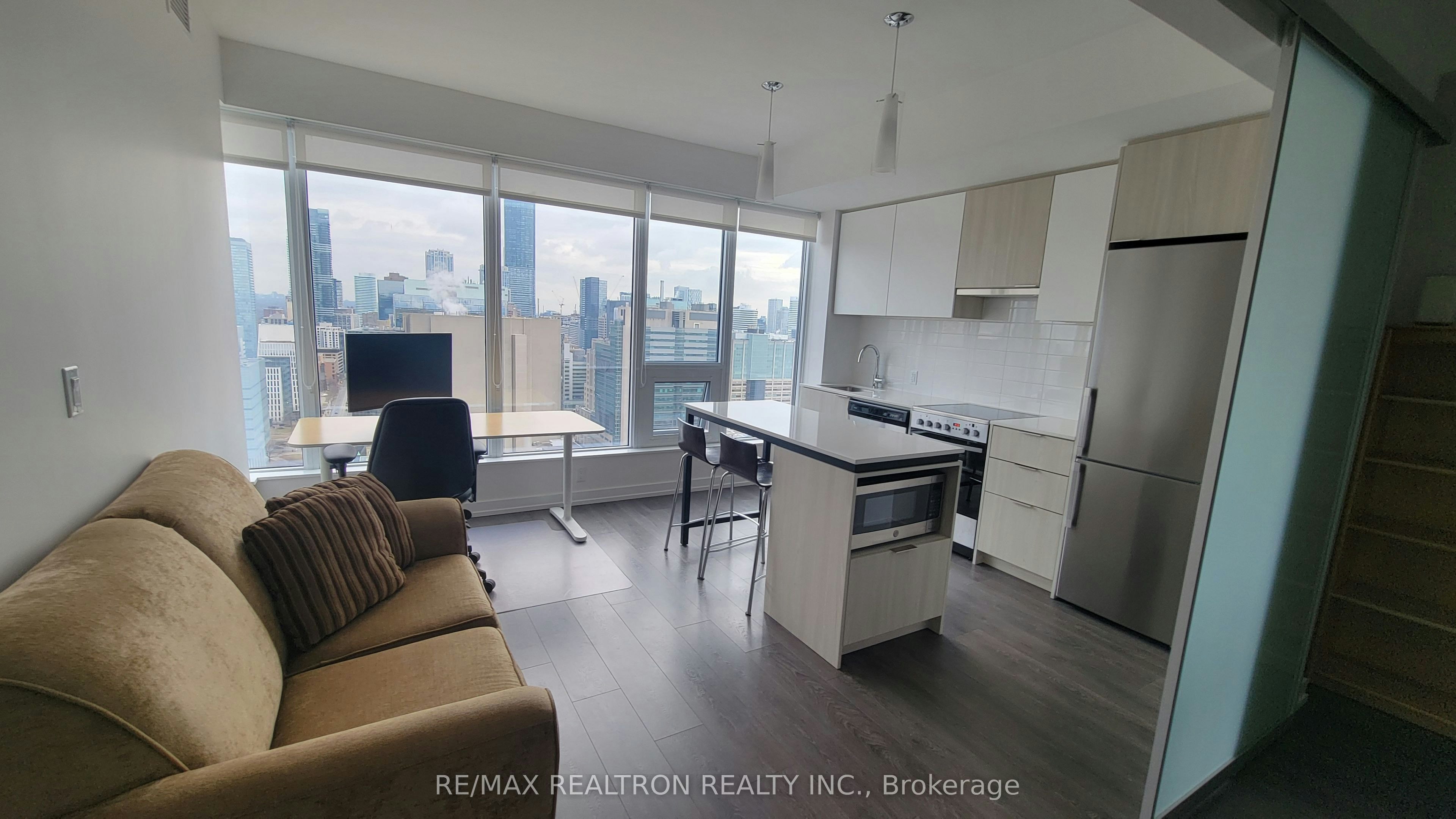 2807-203 College Street, Toronto, ON, M5T 1P9 - 3