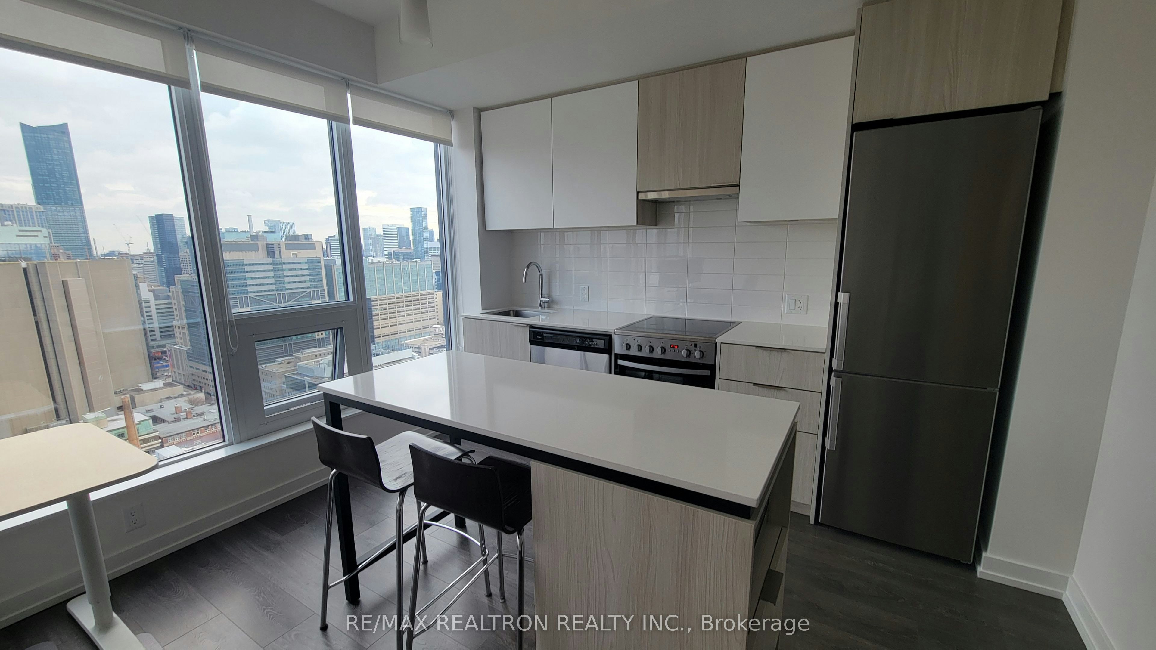 2807-203 College Street, Toronto, ON, M5T 1P9 - 6