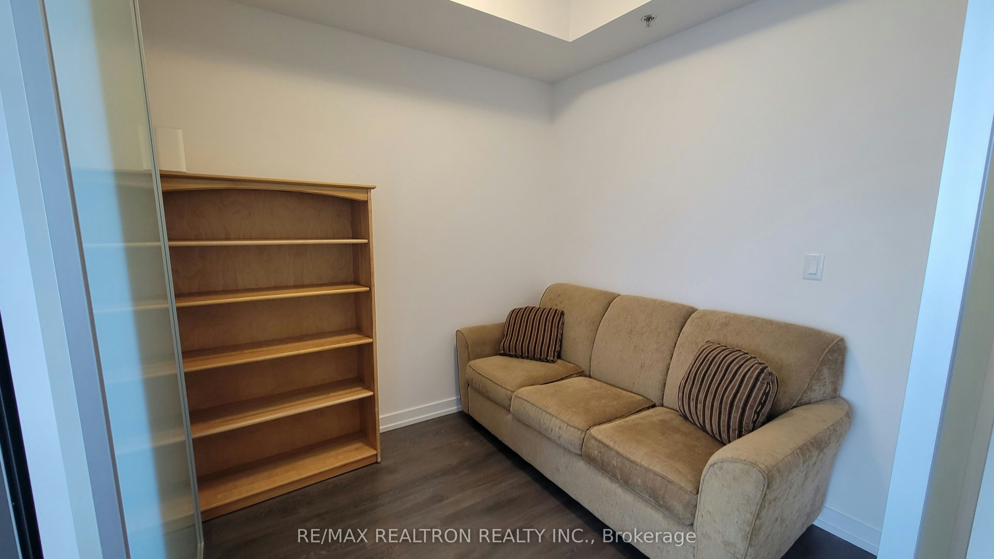 2807-203 College Street, Toronto, ON, M5T 1P9 - 11