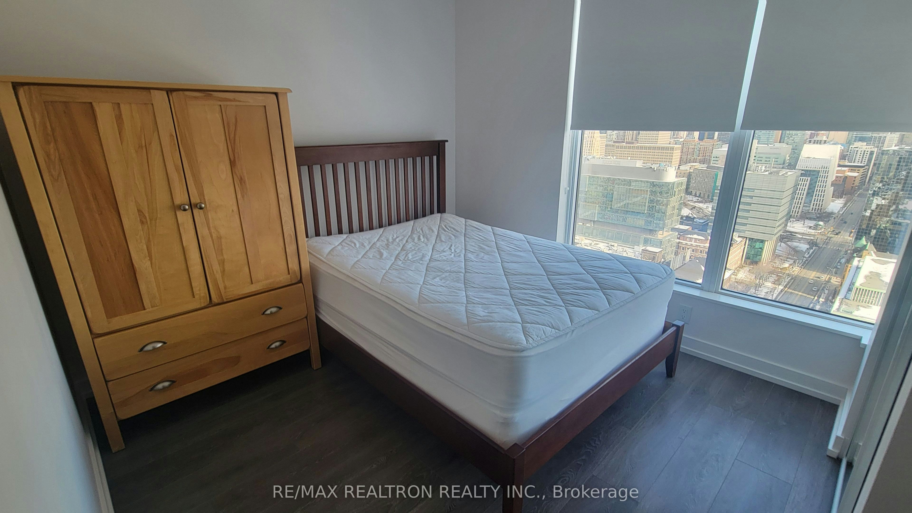2807-203 College Street, Toronto, ON, M5T 1P9 - 7