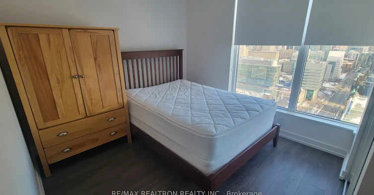 2807-203 College Street, Toronto, ON, M5T 1P9 - 7