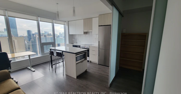 2807-203 College Street, Toronto, ON, M5T 1P9 - 4