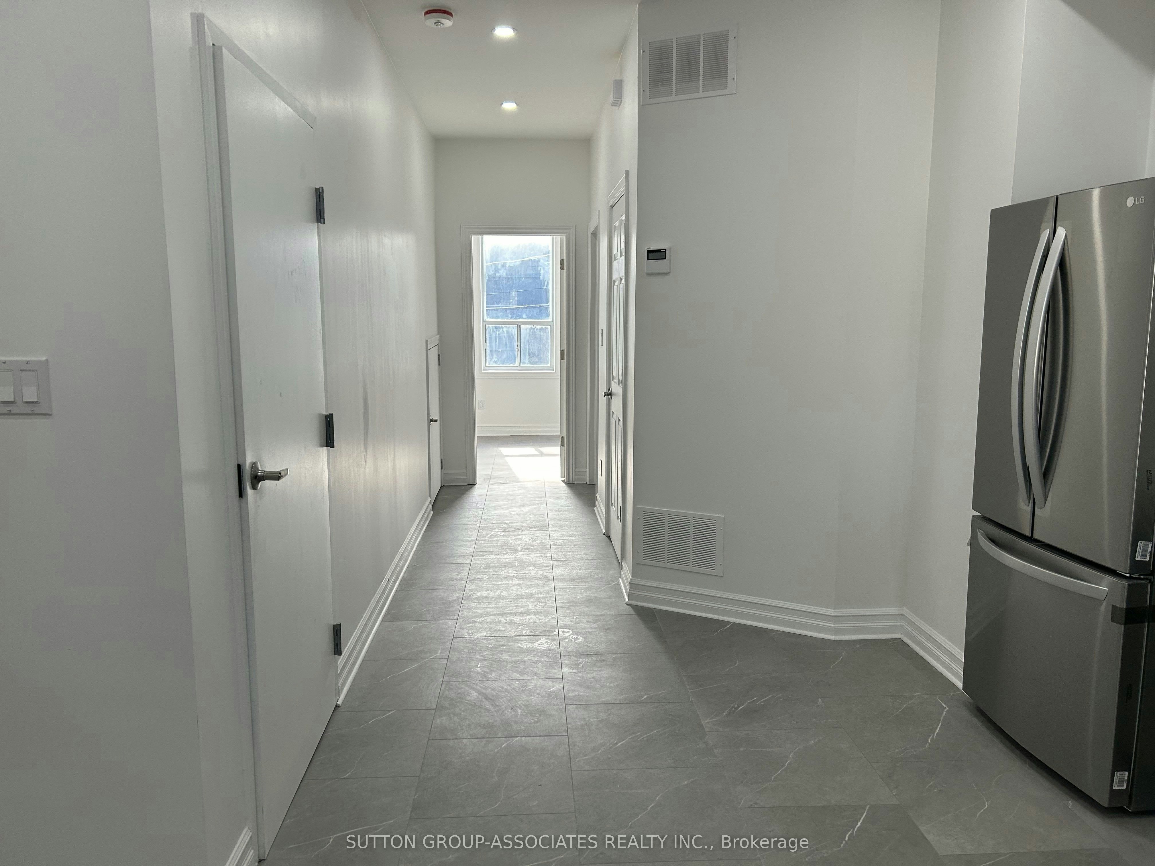 2nd flr-792 College Street, Toronto, ON, M6G 1C5 - 6