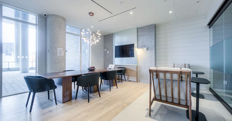 2702-5 Defries Street, Toronto, ON, M5A 0W7 - 25