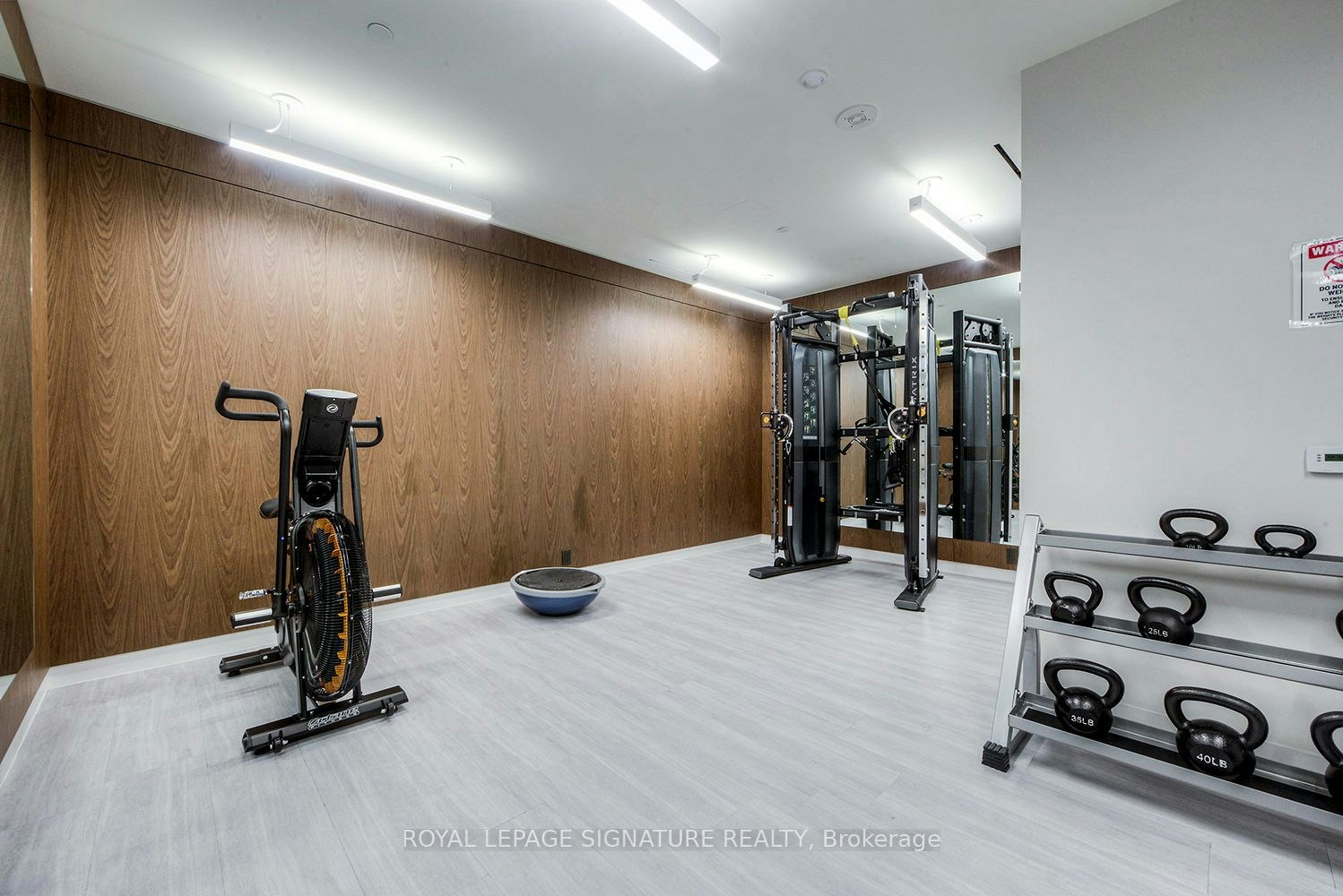 2702-5 Defries Street, Toronto, ON, M5A 0W7 - 35