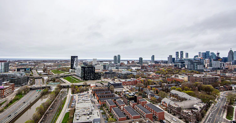 2702-5 Defries Street, Toronto, ON, M5A 0W7 - 11