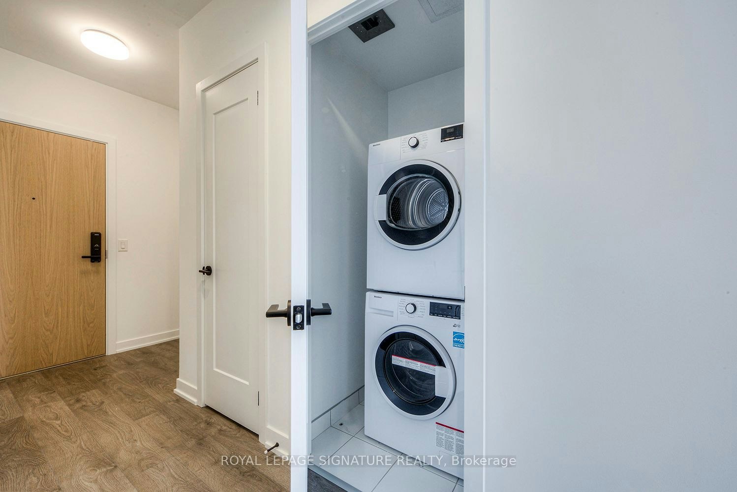 2702-5 Defries Street, Toronto, ON, M5A 0W7 - 9