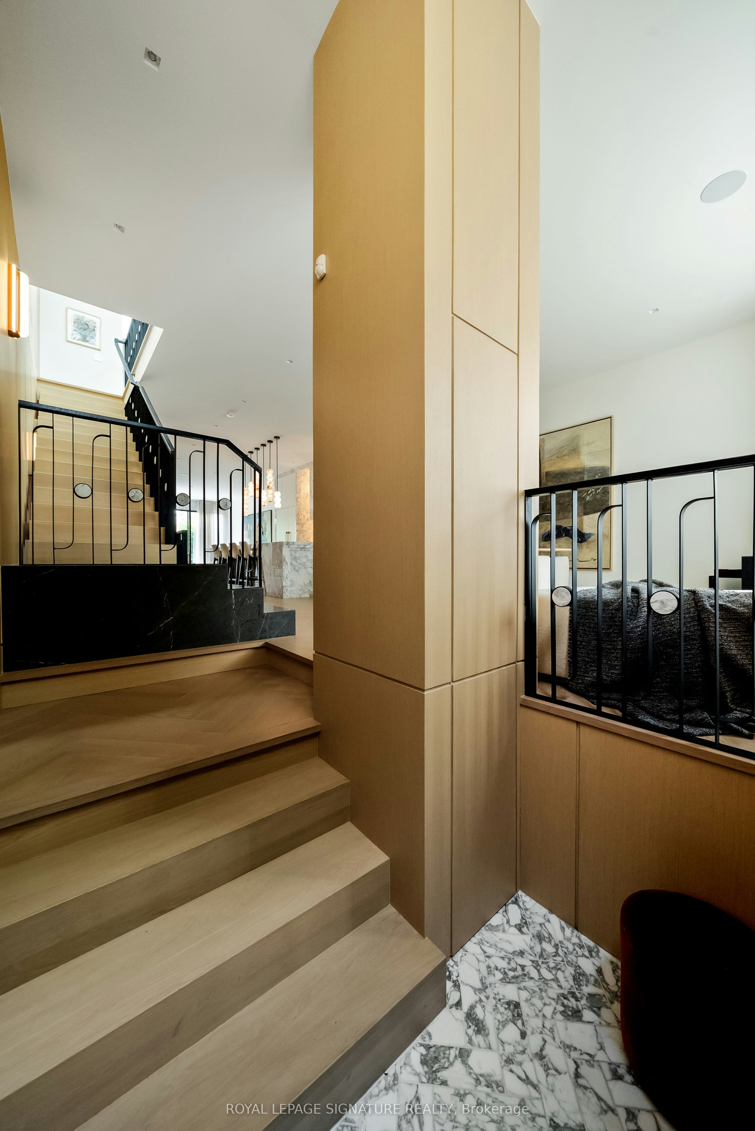 126 Sherwood Avenue, Toronto, ON, M4P 2A7 - 7